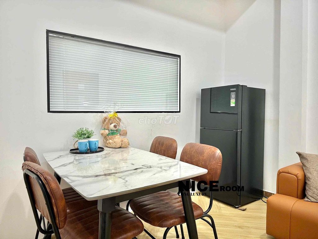 The apartment is a separate bedroom right near the new harbor. District 1.
