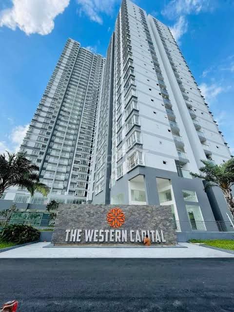 Rent the apartment the western catatal full-on interior 12 million a month.