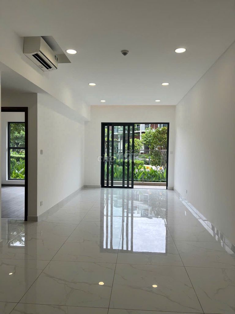 The basic interior - only 16 million.