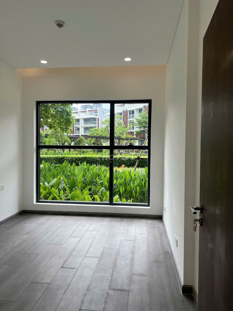 The basic interior - only 16 million.
