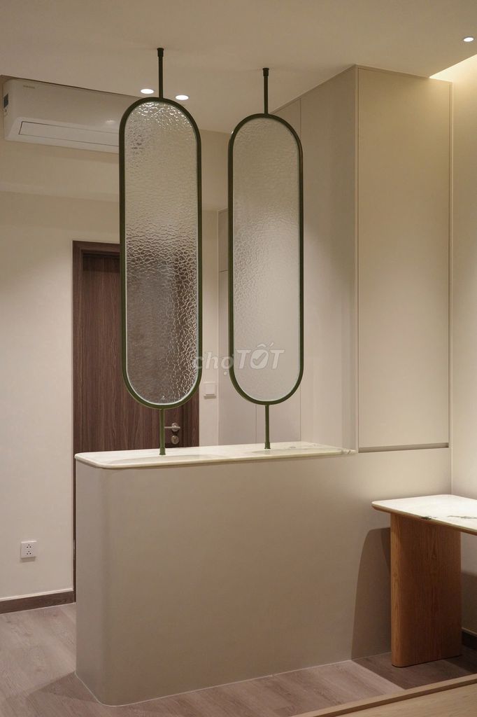 centery 121 M2 – 3 balcony bedrooms full of furniture - only 27 million a month