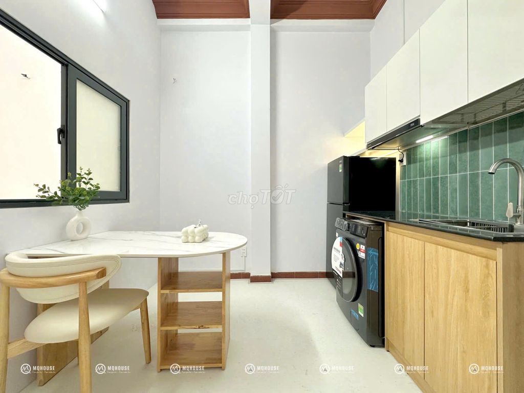 Room service one big window bedroom - full interior Tân Bình