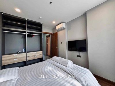 The 1st Bed Room/Bin Service is Lạc Long Quân.