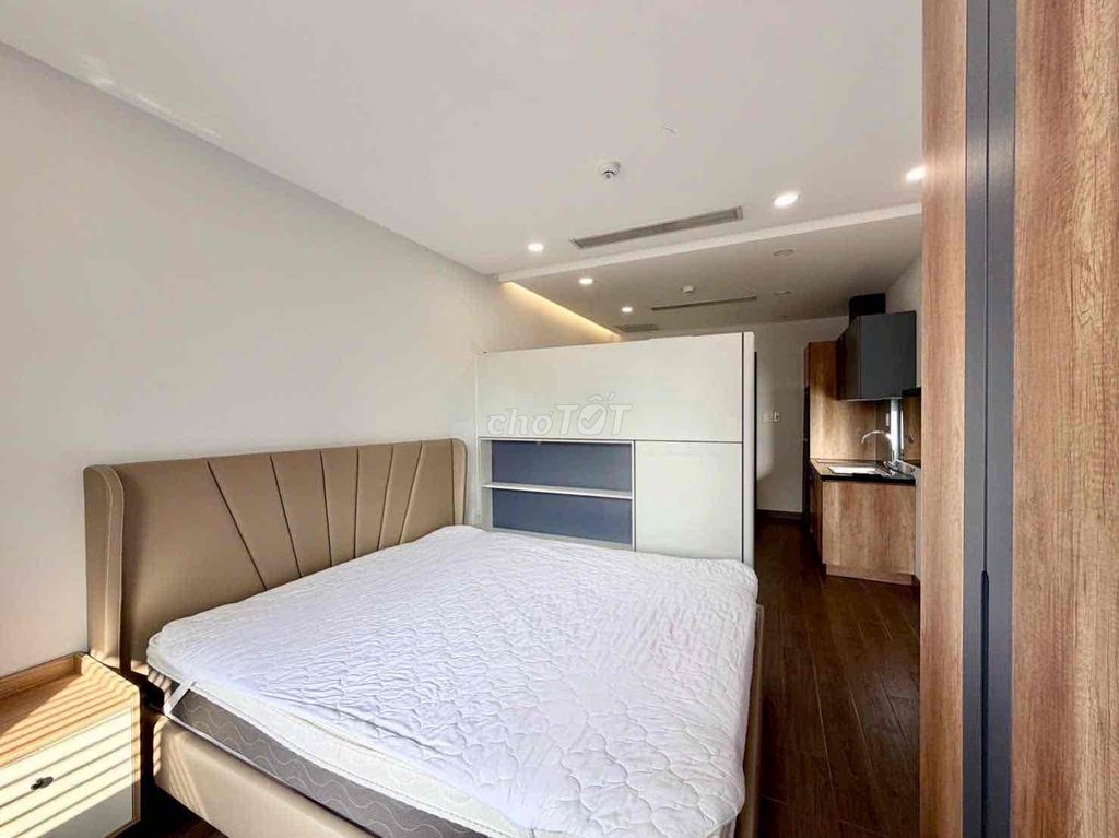 The high-end apartment in the open bandol player.