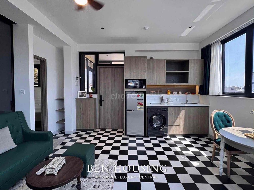 Rent the apartment. A full bedroom, cut out the Trần Hưng Đạo kitchen.