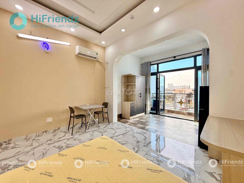The new apartment is located in the center of Phú Nhuận.