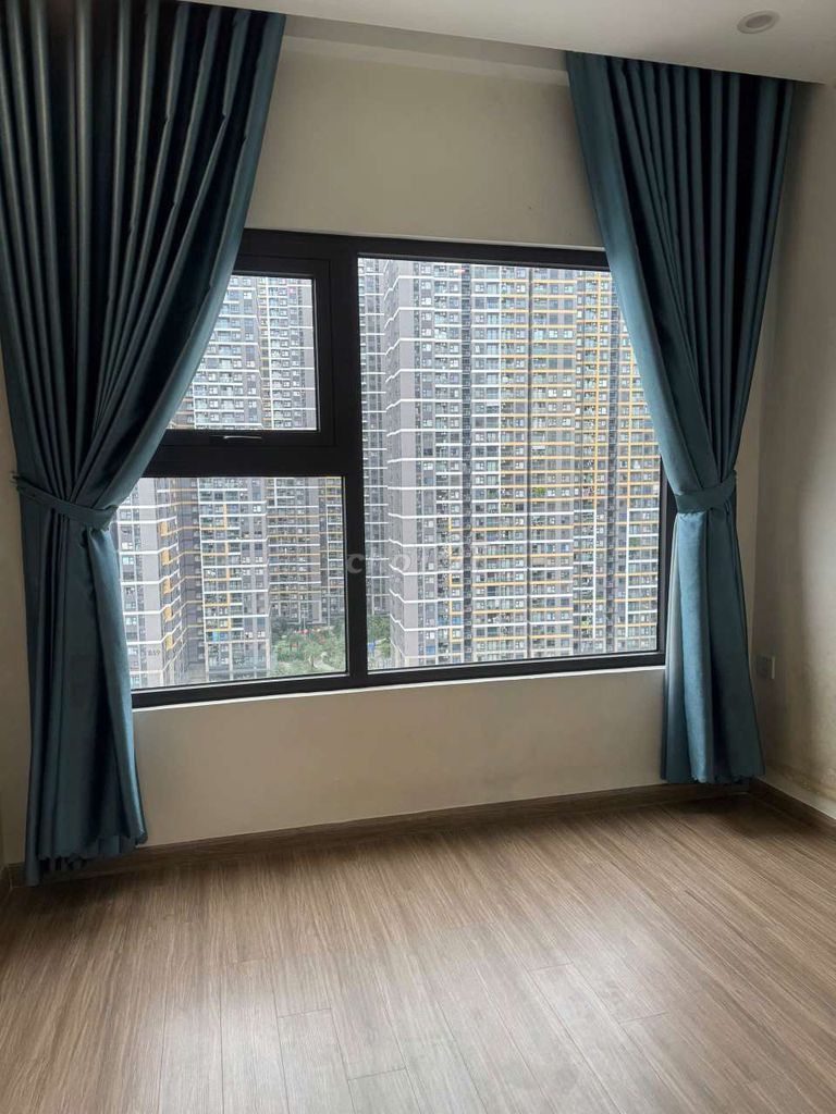 Rent two bedrooms plus ori-- nice view.