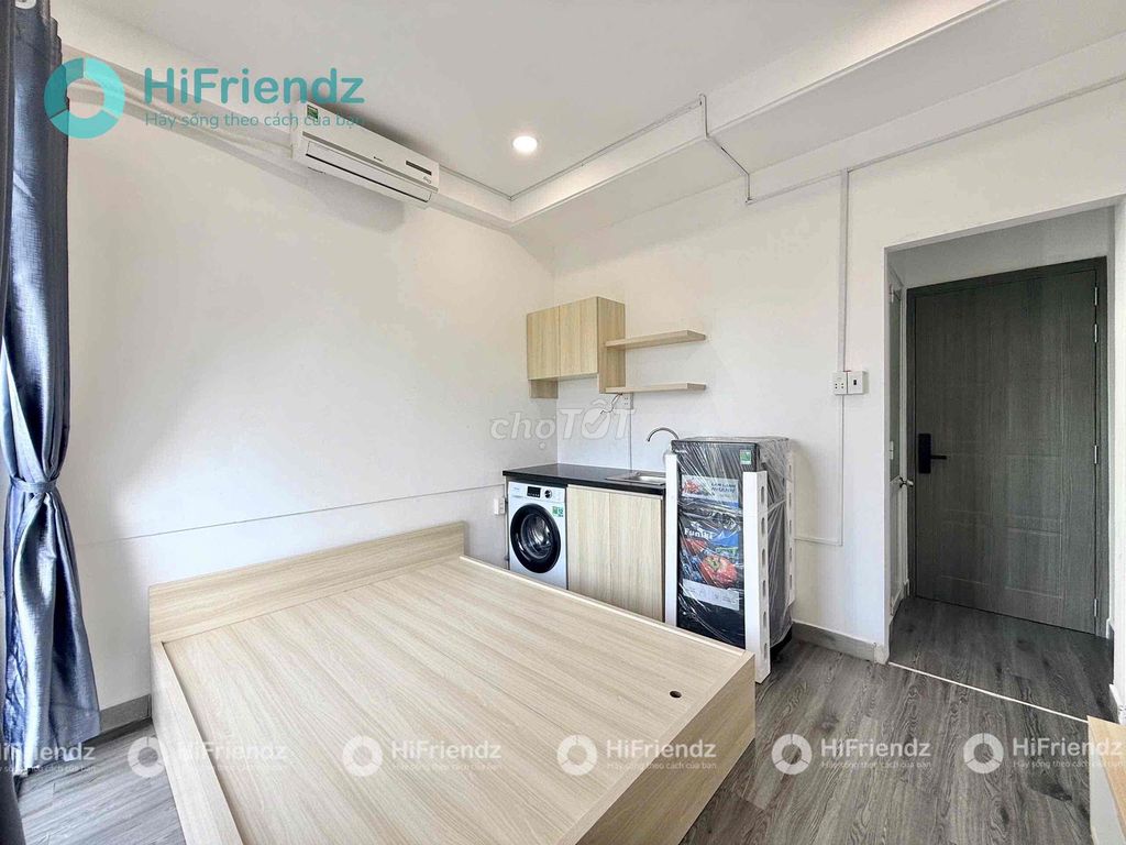 renting a private washing machine through the airport.