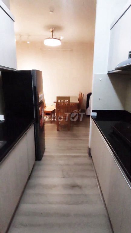 The owner rented two Saigonres Plaza Full House bedrooms, 11th floor.