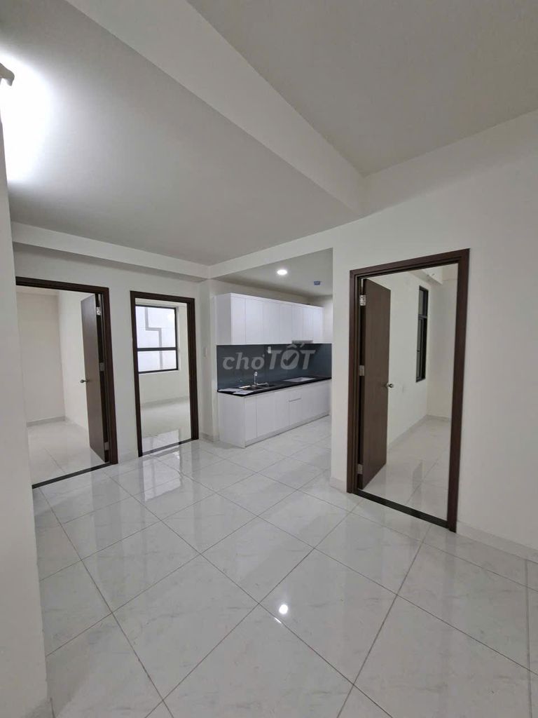 Rent Green River apartment 3 bedroom 2 toilets at 10 million empty houses, 10-10 in