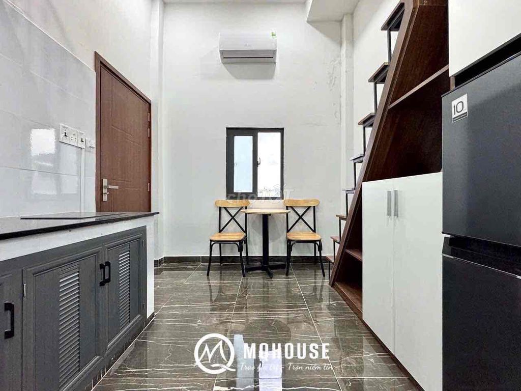 apartment {the open window - full interior - right in the shower window