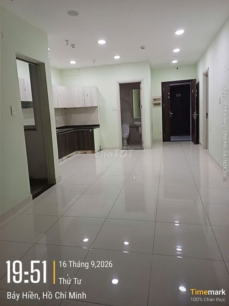 Cộng Hòa Plaza apartment is 80 meters wide - 2 bedrooms - the empty house