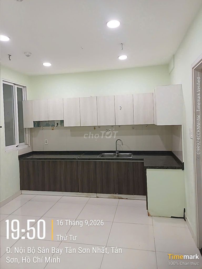 Cộng Hòa Plaza apartment is 80 meters wide - 2 bedrooms - the empty house