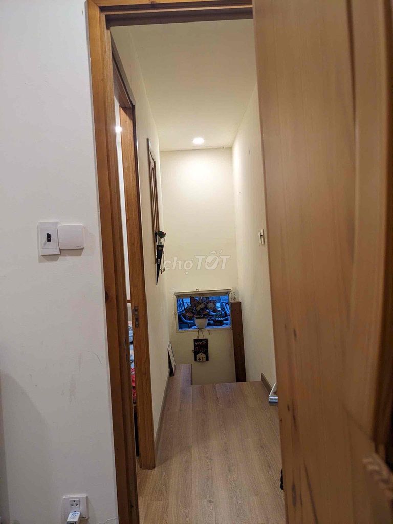 Two bedrooms. 65 M2 full of furniture in Europe.