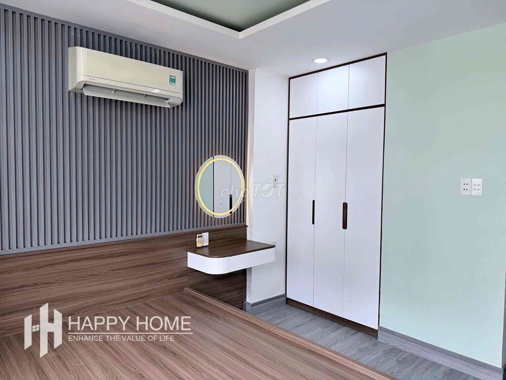 new balcony furniture at the center of Phú Nhuận
