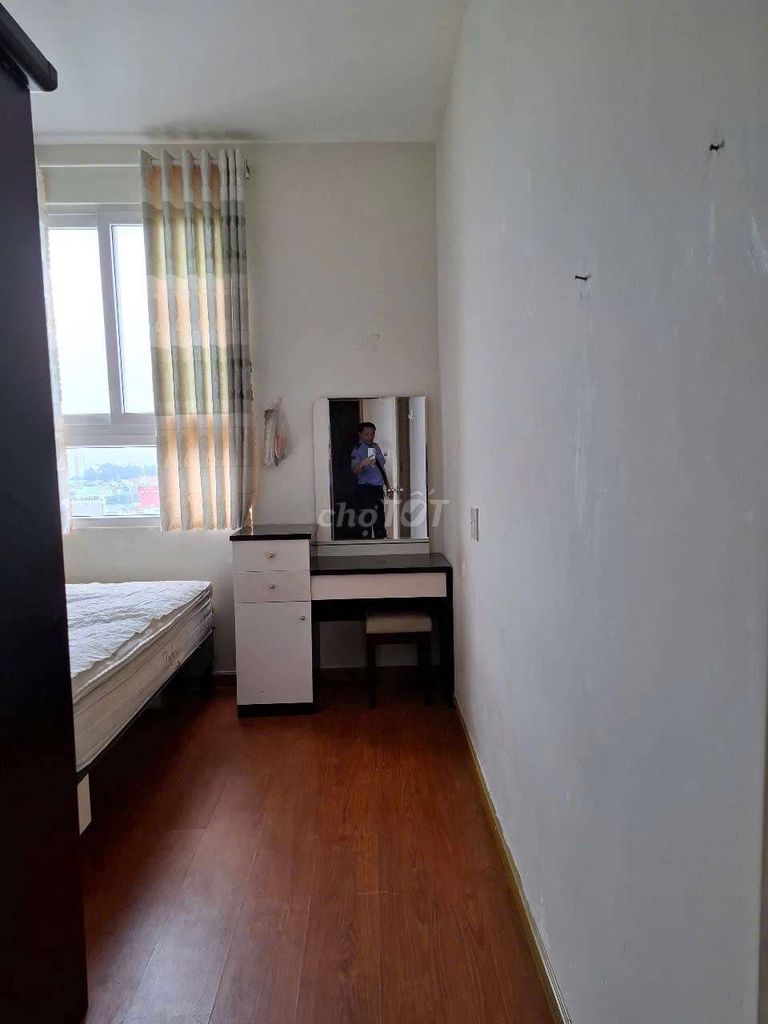We'll rent Toky Tower. Two full bedrooms. Seven million and eight million.