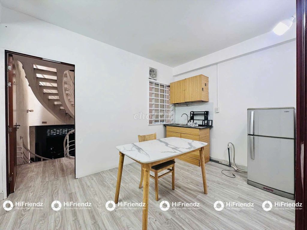 Rent the apartment. One bedroom, kitchen cup, full interior, almost even life.