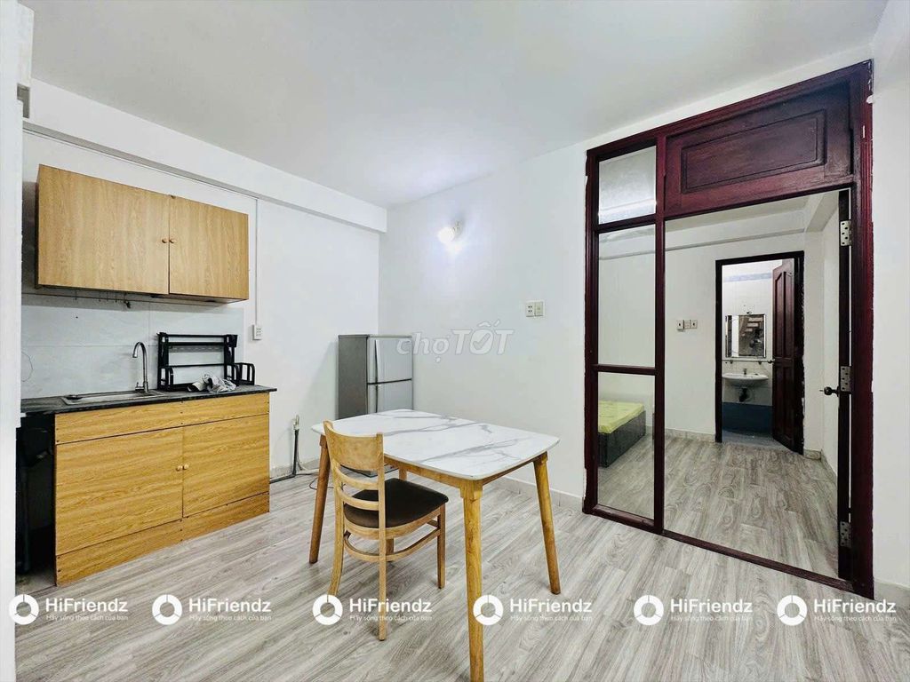 Rent the apartment. One bedroom, kitchen cup, full interior, almost even life.