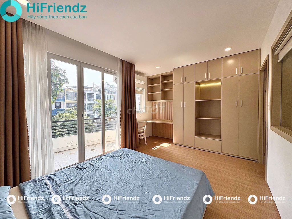 Rent a big balcony bedroom, Trần Não, District 2.