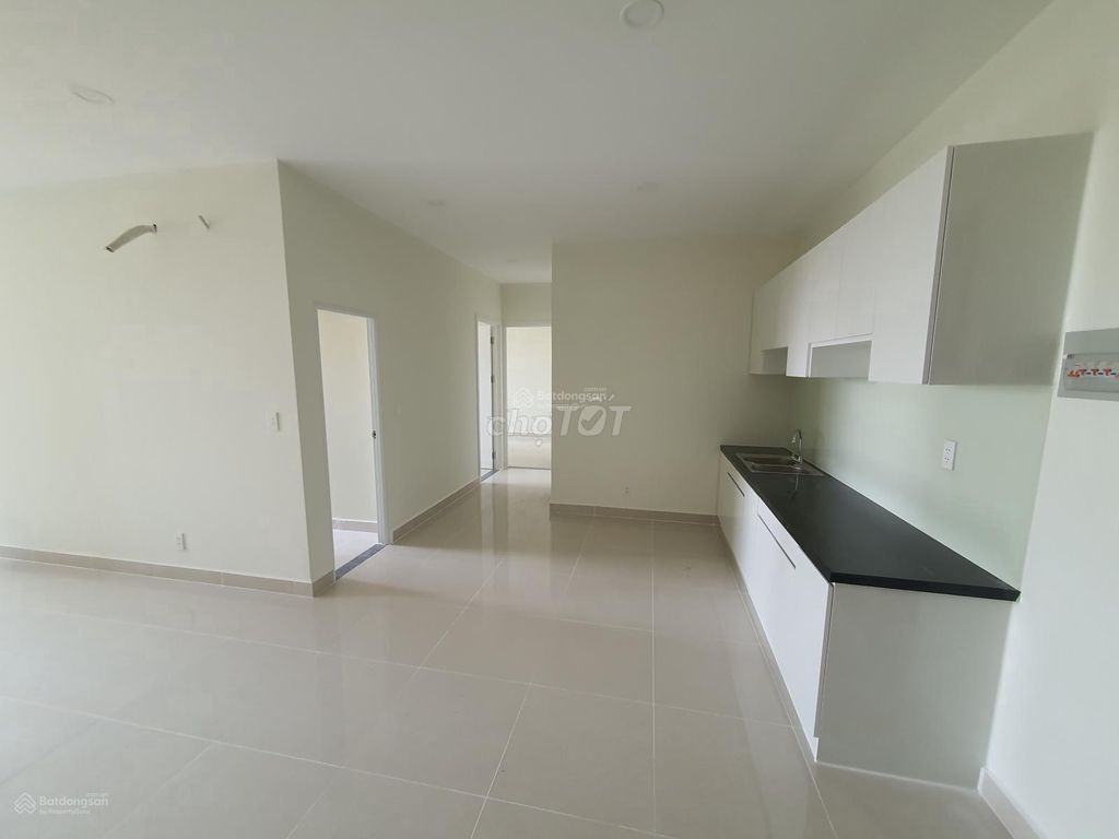Nice three bedrooms right here. Aeon Mall needs to be rented for 13 beautiful, non- Covered views.