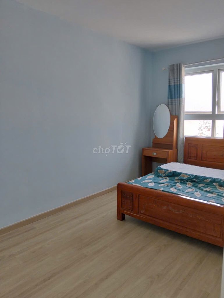 Rent apartment 8 X Queen Sen 45 meters2, 1 Tô Hiệu bedroom