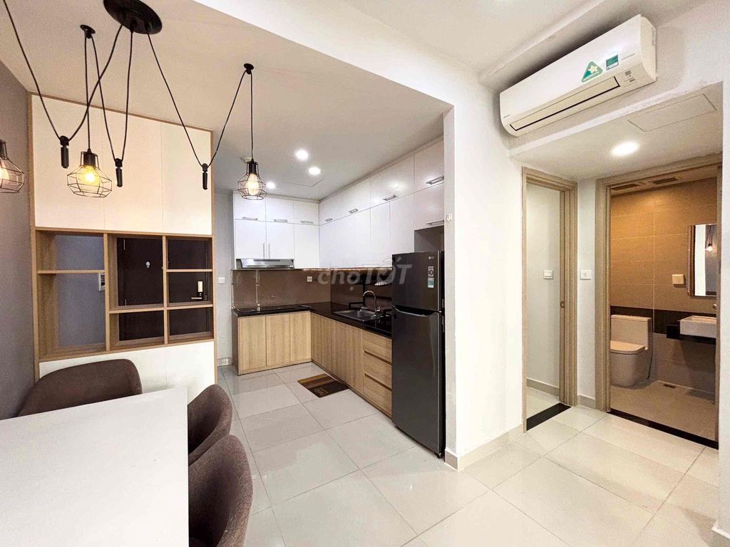 Rent Orchard Parkview two bedrooms. A full-size bathroom near the airport.