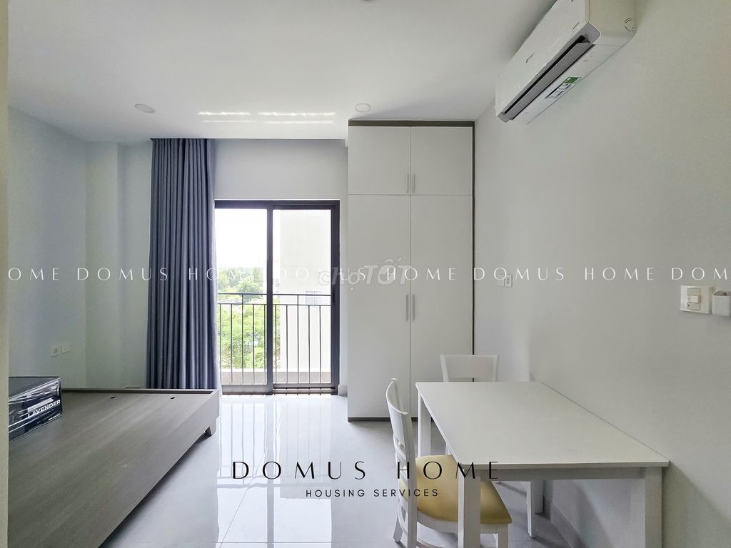 The opening of the new apartment has its own washing machine right near Lotte.