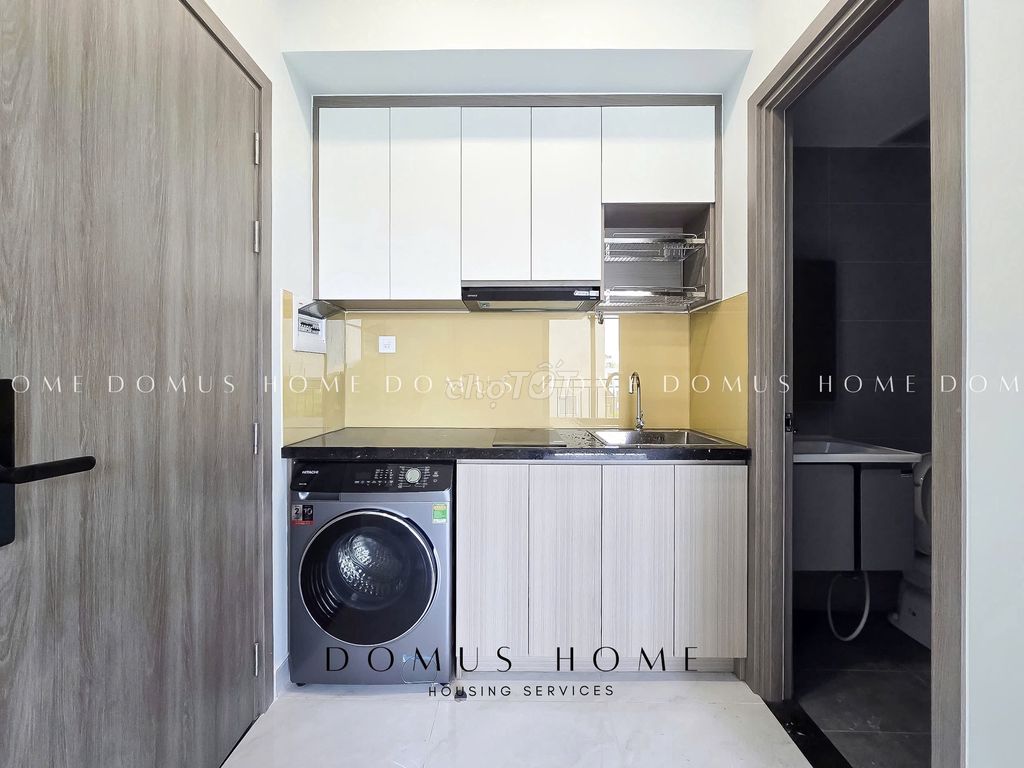 The opening of the new apartment has its own washing machine right near Lotte.