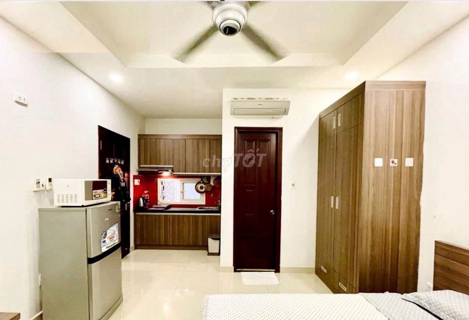 Studio apartment 25 meters, one bedroom, enough furniture, downtown, security, good pcc.
