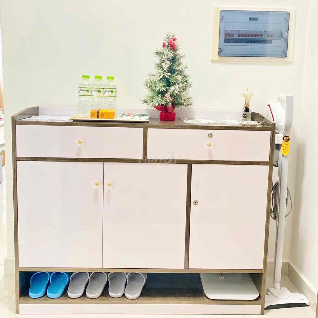 Saigon Royal 120 m2 3 bedroom 2 toilet corner 1 Bittexco, check out the 1st District light.