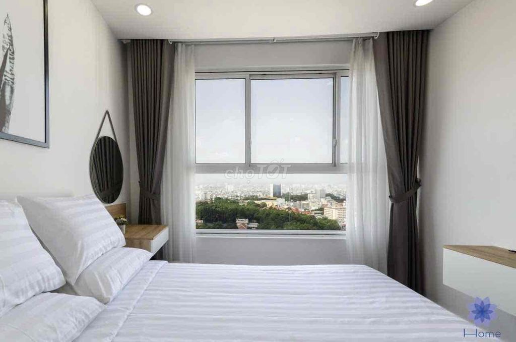 Rent Golden Mansion 3 bedrooms. Two full-scan bathrooms near the airport.