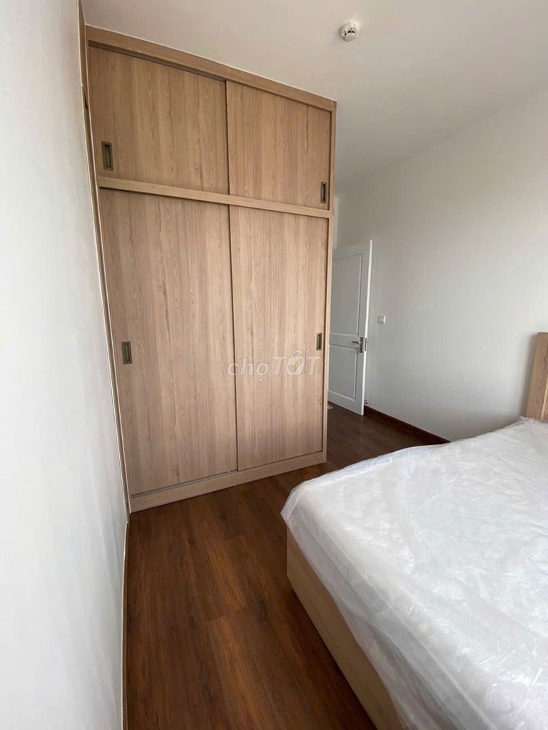 We'll rent Saigon Mia 3 bedrooms. A super-scarp, high-level, straight-down, straight-up, straight-up.