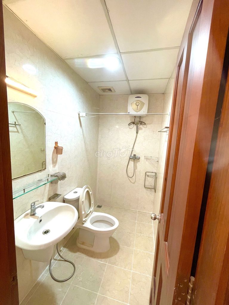 Rent the apartment of central plaza-- beautiful new home, 13 million a month.
