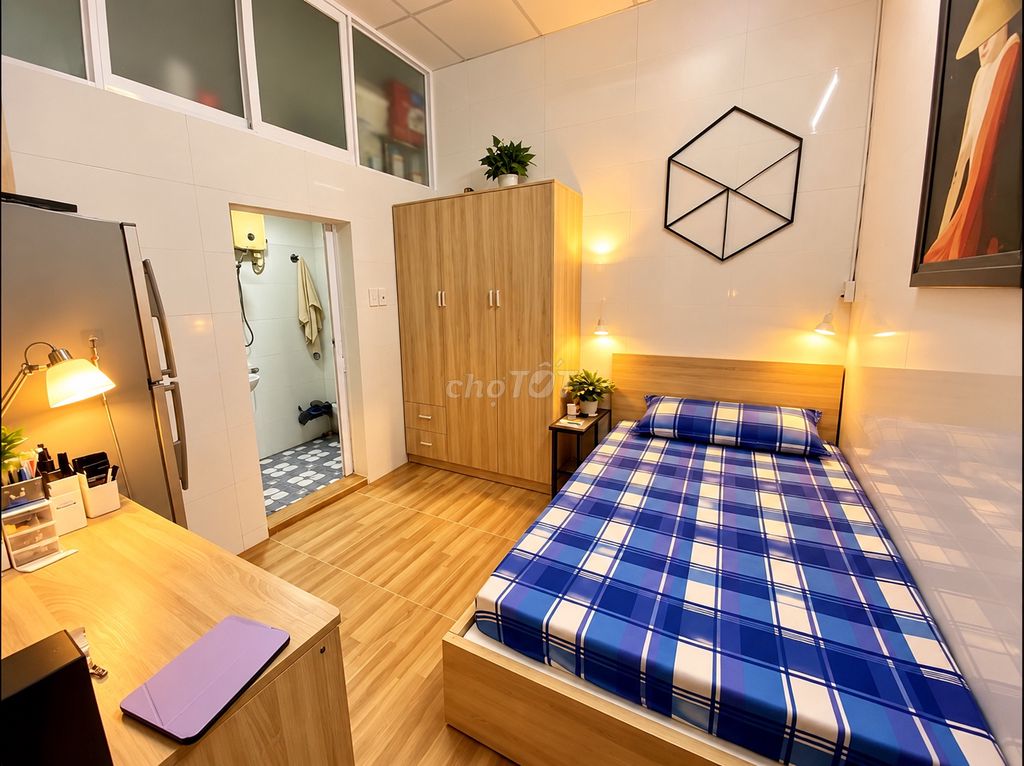 Nice corner - Đinh Tiên Hoàng apartment - 99 M2 - only 16 million a month