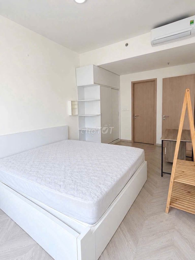 Rent a suite of two full bedrooms in the honorary furniture grand park