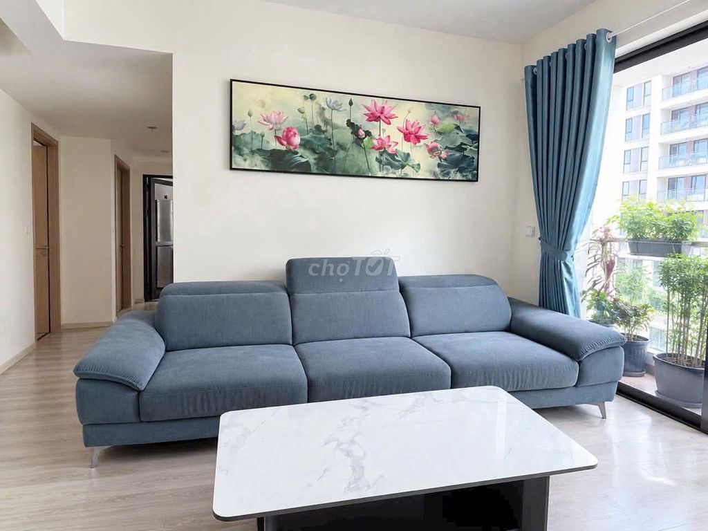 Rent a suite of two full bedrooms in the honorary furniture grand park