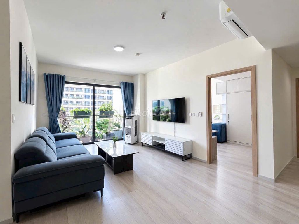 Rent a suite of two full bedrooms in the honorary furniture grand park