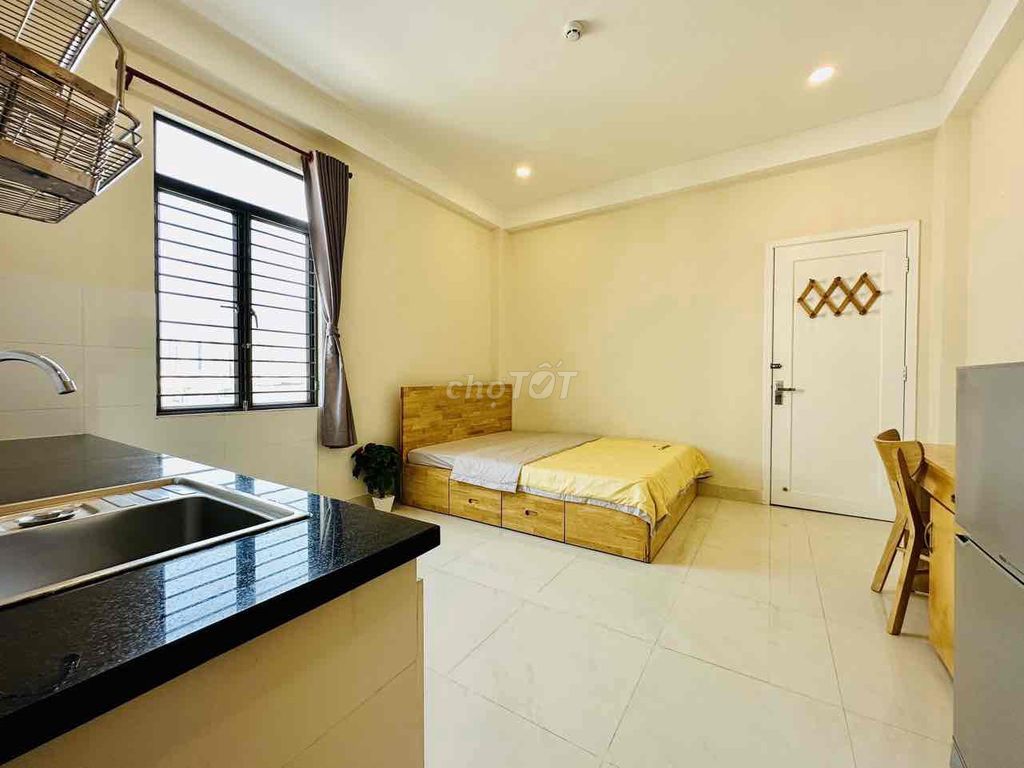 The owner of the highest window view bedroom.