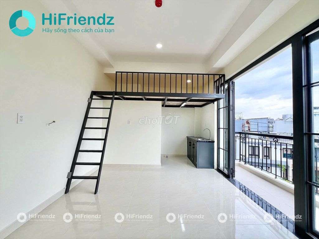 The balcony apartment is 30 meters wide near Dương Quảng Hàm, their German servants 4 million7