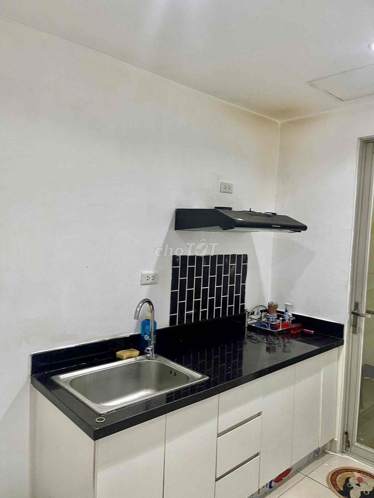 Rent Vision Bình Tân 61 m2 bedroom 2 which is the original of the free circle.