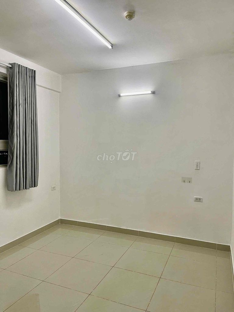 Rent Vision Bình Tân 61 m2 bedroom 2 which is the original of the free circle.