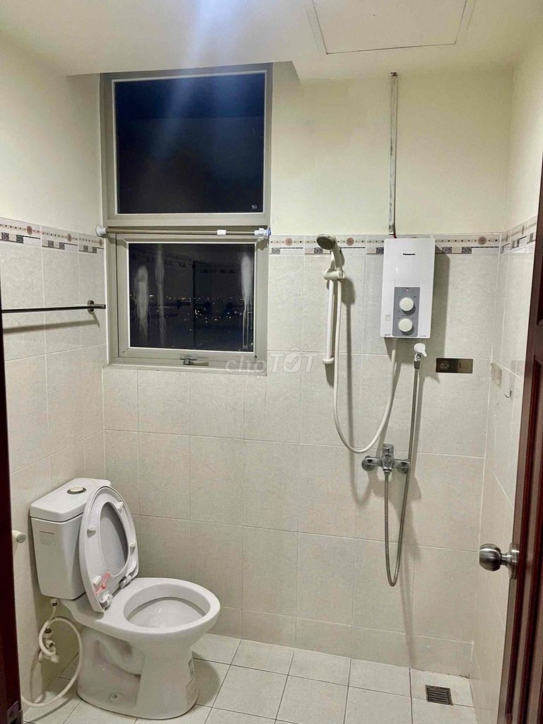 Rent Vision Bình Tân 61 m2 bedroom 2 which is the original of the free circle.
