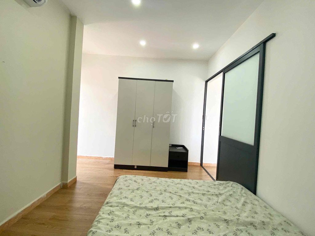 Hot little apartment. One bedroom.