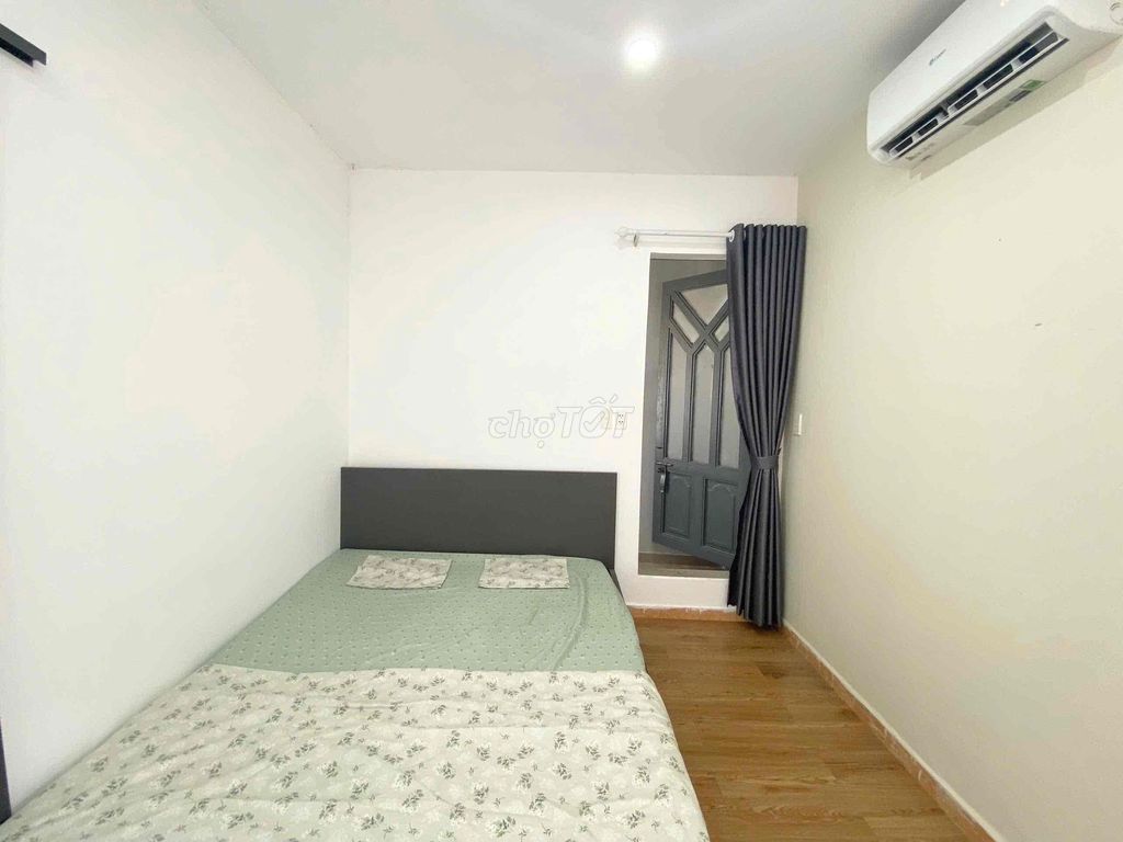Hot little apartment. One bedroom.