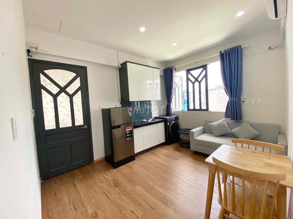 Hot little apartment. One bedroom.