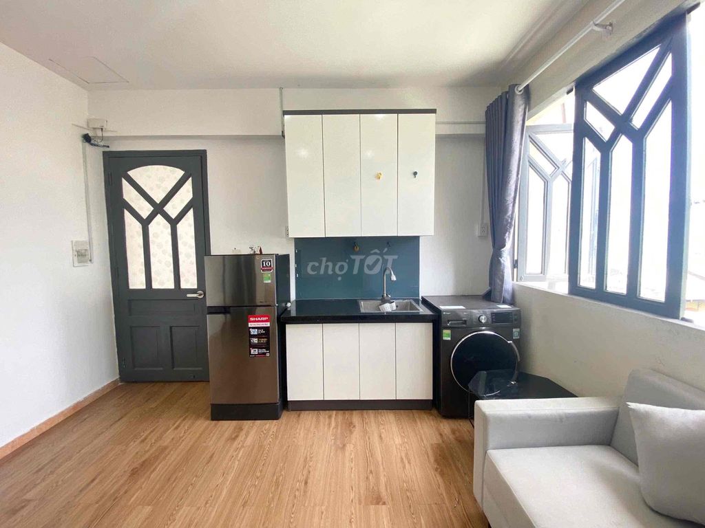 Hot little apartment. One bedroom.