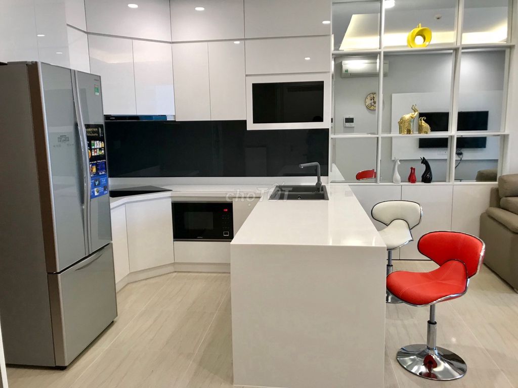 Nice house- A diamond island bedroom. Need to find a full-in-house tenant for only 19 million a month.
