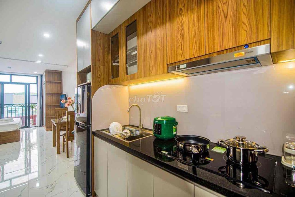 Rent a balcony studio - full interior