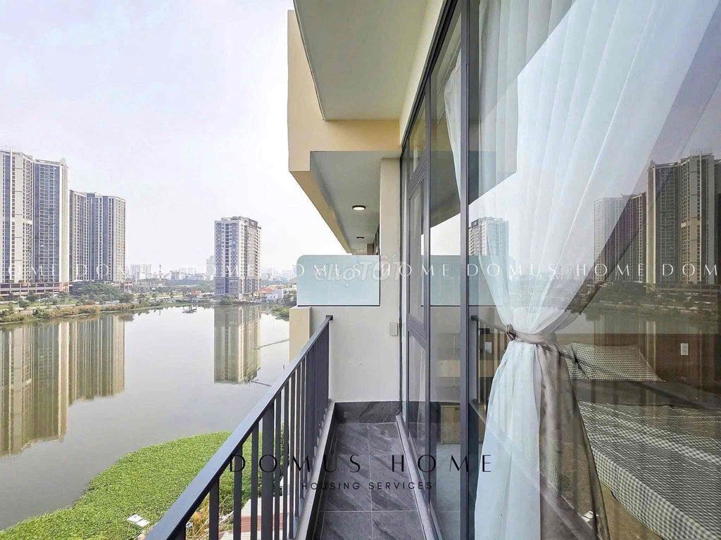 Renting mini view landmark at financial university-- marketing, District 7
