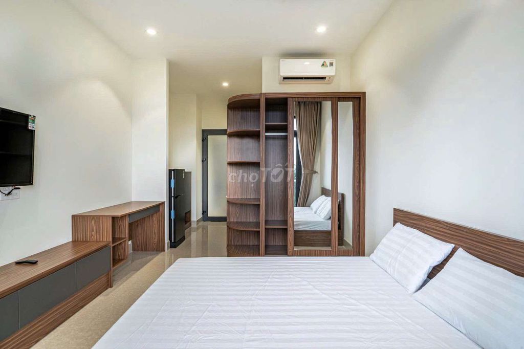 The upper apartment is full of comfort - elevator tunnels - protection